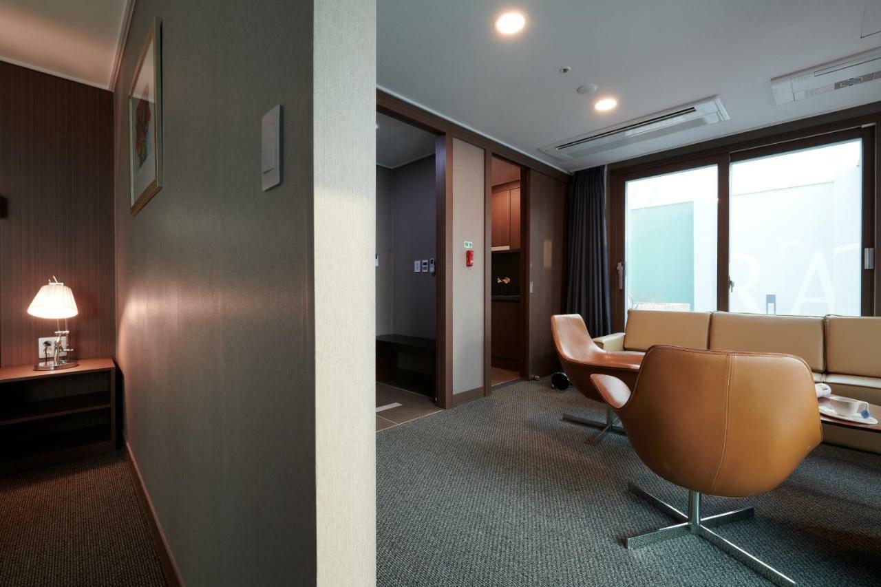 New Raon Stay Jinju Exterior foto